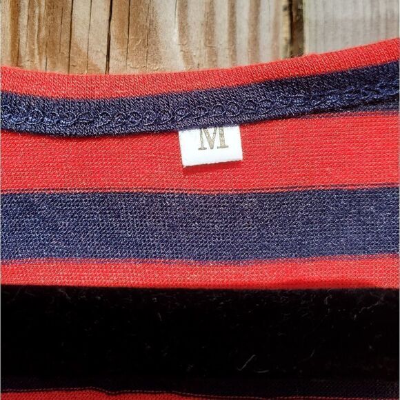 Striped Top   - Picture 6 of 6